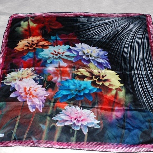 Pelin Esarp Square Head Scarf Wrap Shawl 34”x34” 100% Polyester Beautiful Flower - Picture 1 of 4